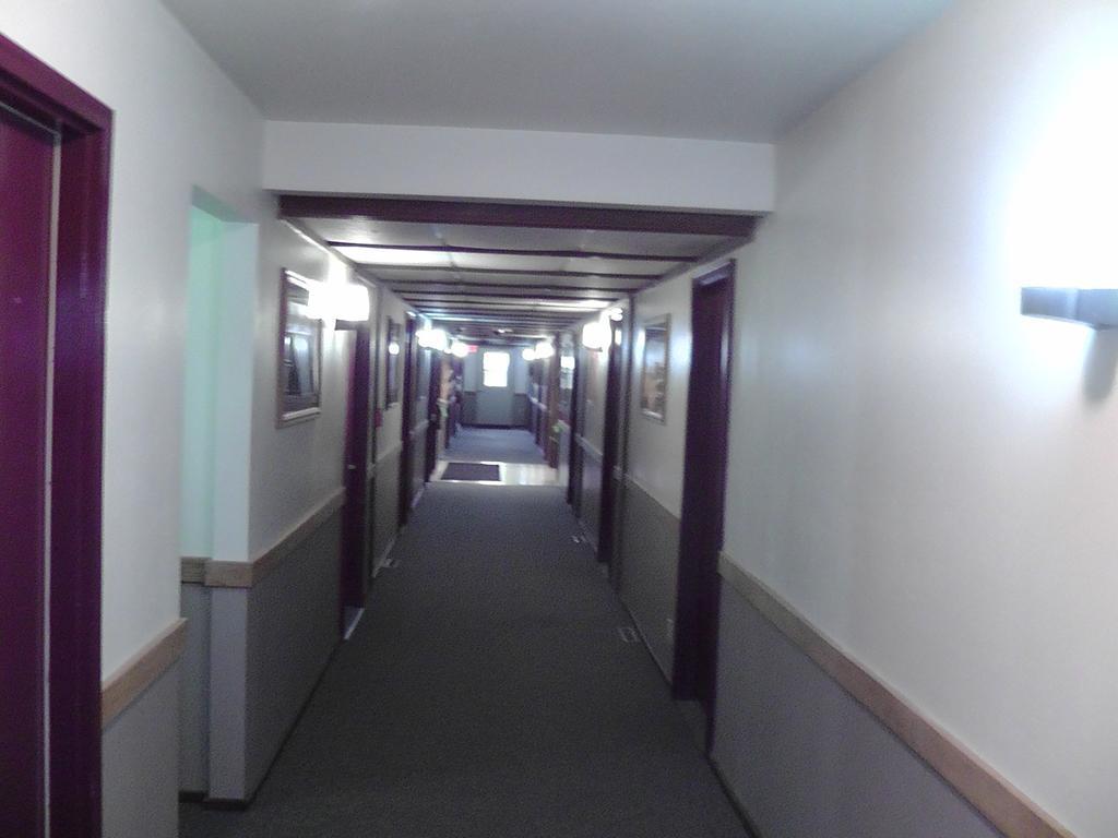 Motel 95 & Campground Hixton Exterior photo