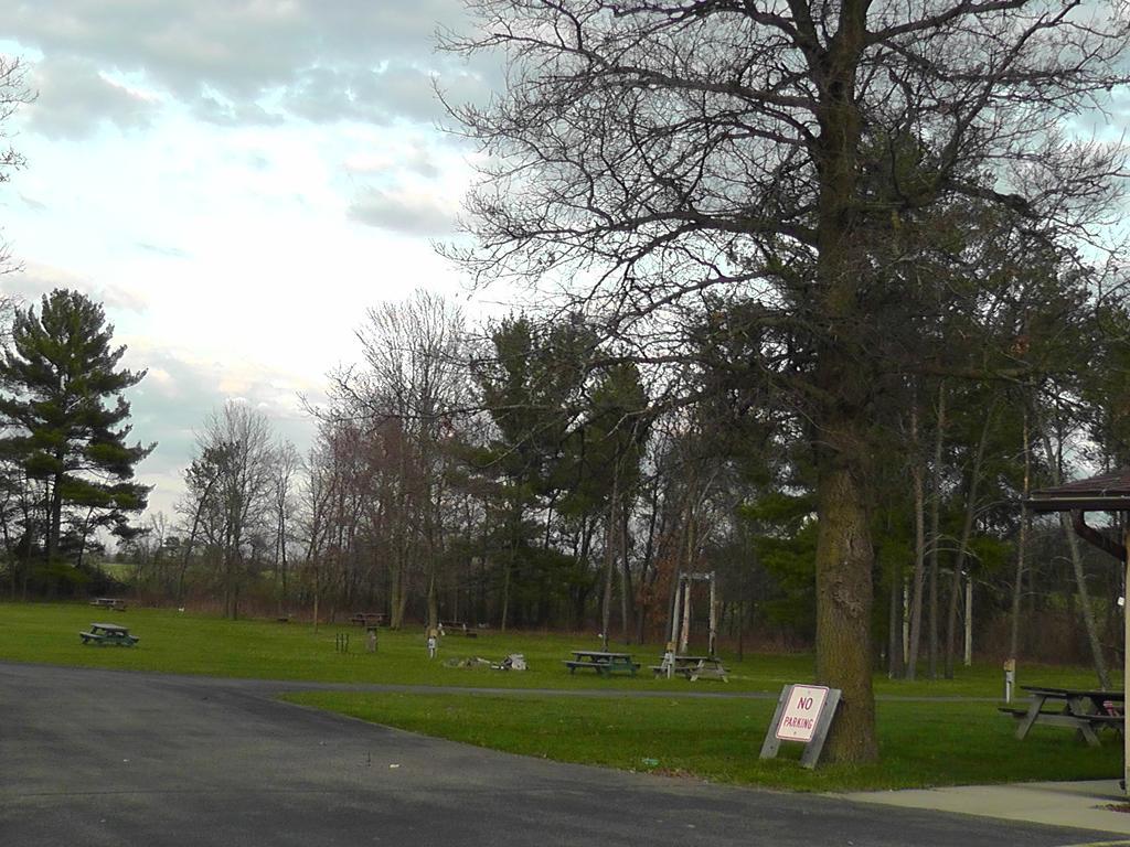 Motel 95 & Campground Hixton Exterior photo